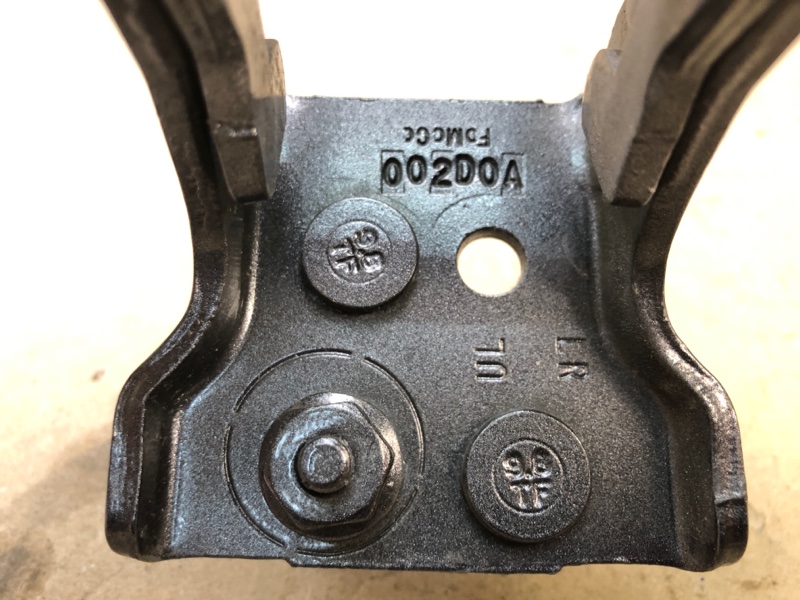 Петля двери верхняя задняя левая EDGE 06-14 2010 T35PDED