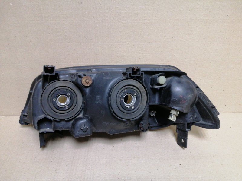 Фара передняя правая MDX (YD1) 00-06 2002 3.5