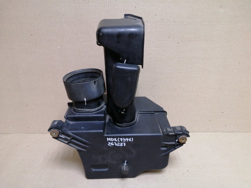 Резонатор воздушного фильтра ACURA MDX (YD1) 00-06 3.5