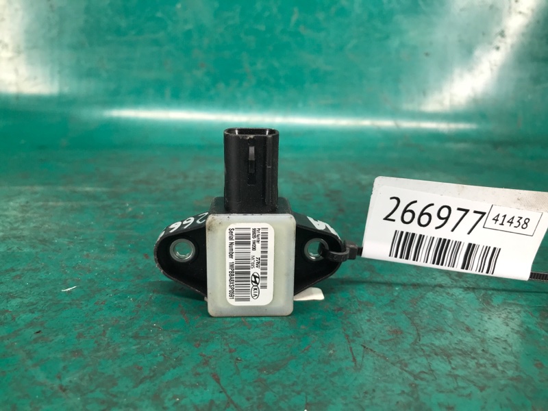 Датчик удара передний левый KIA OPTIMA TF 11-16 2013 TF 2.4 G4KK 95920-1M200 Б/У