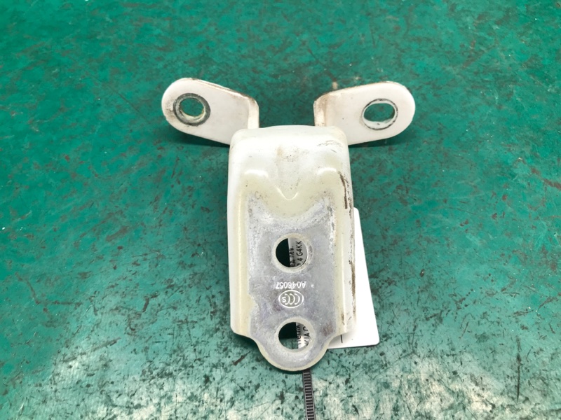 Петля двери нижняя передняя левая KIA OPTIMA TF 11-16 2013 TF 2.4 G4KK 793103K000 Б/У