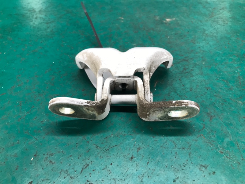Петля двери верхняя задняя левая OPTIMA TF 11-16 2013 TF 2.4 G4KK