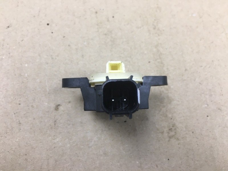 Датчик удара FORD FOCUS 10-18 MK3 2.0 C20HDEX Датчик удара FORD FOCUS 10-18 MK3 2.0 C20HDEX