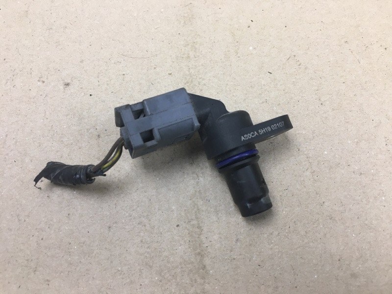 Датчик положения распредвала FORD FOCUS 10-18 2016 MK3 2.0 C20HDEX AS7Z-6B288-D Б/У