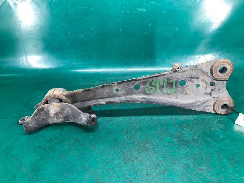 Рычаг задней подвески продольный левый RAV4 05-12 2007 3.5 2GR-FE Рычаг задней подвески продольный левый RAV4 05-12 2007 3.5 2GR-FE