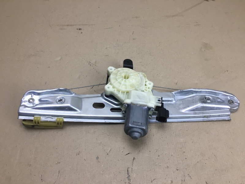 Стеклоподъемник задний левый FORD FOCUS 10-18 2016 MK3 2.0 C20HDEX CM5Z-5827001-A Б/У