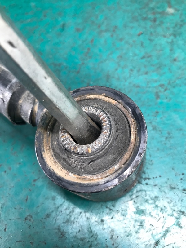 Рычаг задней подвески поперечный левый RAV4 05-12 2007 3.5 2GR-FE Рычаг задней подвески поперечный левый RAV4 05-12 2007 3.5 2GR-FE