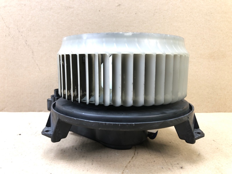 Моторчик печки FORD EDGE 06-14 T35PDED Моторчик печки FORD EDGE 06-14 T35PDED