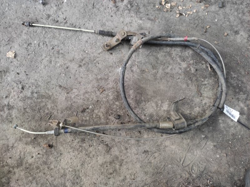 Трос стояночного тормоза LEXUS LX470 98-07 Б/У