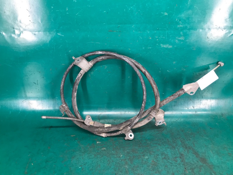 Трос стояночного тормоза задний правый TOYOTA RAV4 05-12 3.5 2GR-FE