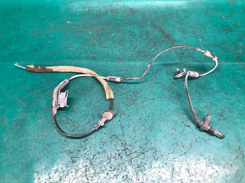 Запчасть датчик abs задний левый TOYOTA RAV4 05-12 2007 3.5 2GR-FE 89546-42040 Б/У Датчик ABS задний левый TOYOTA RAV4 05-12 2007 3.5 2GR-FE 89546-42040 Б/У