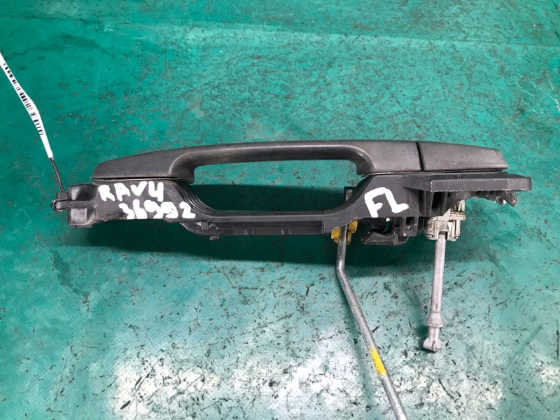 Ручка двери наружная передняя левая TOYOTA RAV4 05-12 3.5 2GR-FE Ручка двери наружная передняя левая TOYOTA RAV4 05-12 3.5 2GR-FE