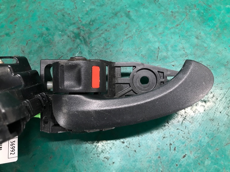 Замок двери передний левый RAV4 05-12 2007 3.5 2GR-FE