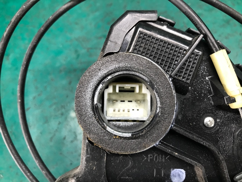 Замок двери передний левый RAV4 05-12 2007 3.5 2GR-FE