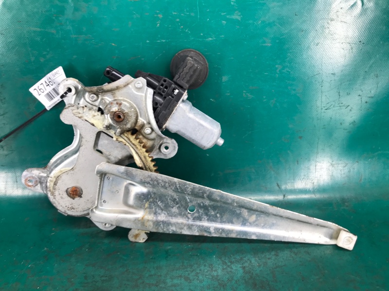 Стеклоподъемник задний правый TOYOTA RAV4 05-12 3.5 2GR-FE