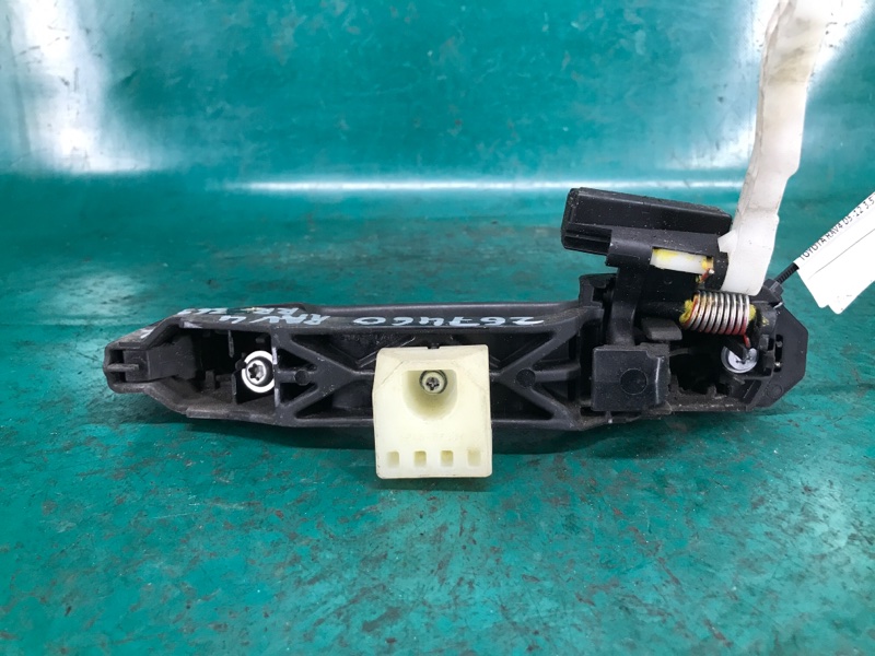 Ручка двери наружная задняя правая TOYOTA RAV4 05-12 3.5 2GR-FE Ручка двери наружная задняя правая TOYOTA RAV4 05-12 3.5 2GR-FE