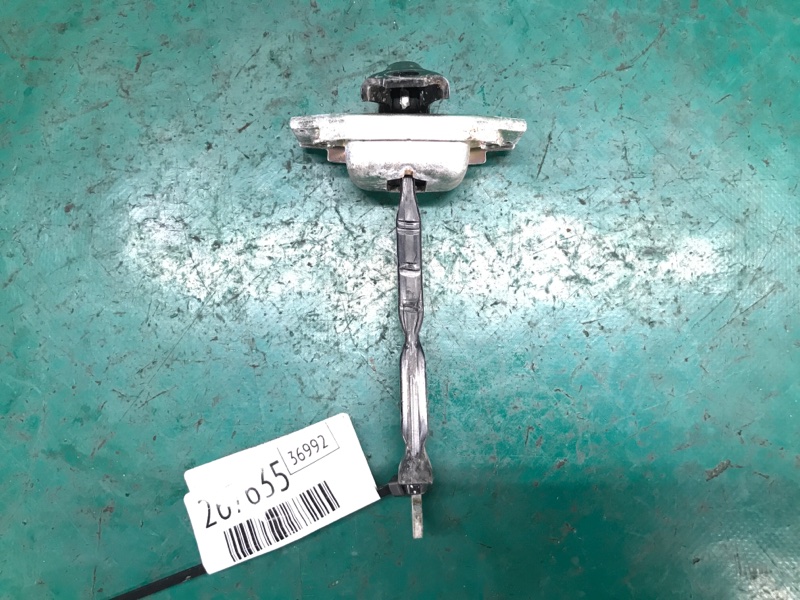 Запчасть ограничитель двери передний правый TOYOTA RAV4 05-12 2007 3.5 2GR-FE 68610-42020 Б/У Ограничитель двери передний правый TOYOTA RAV4 05-12 2007 3.5 2GR-FE 68610-42020 Б/У