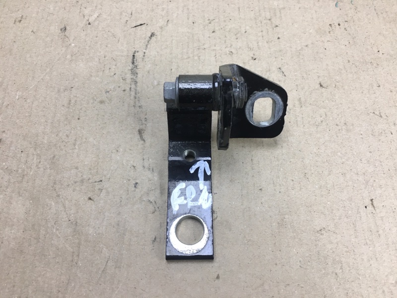 Петля двери верхняя передняя правая FORD FOCUS 10-18 2016 MK3 2.0 C20HDEX CP9Z-5422800-A Б/У