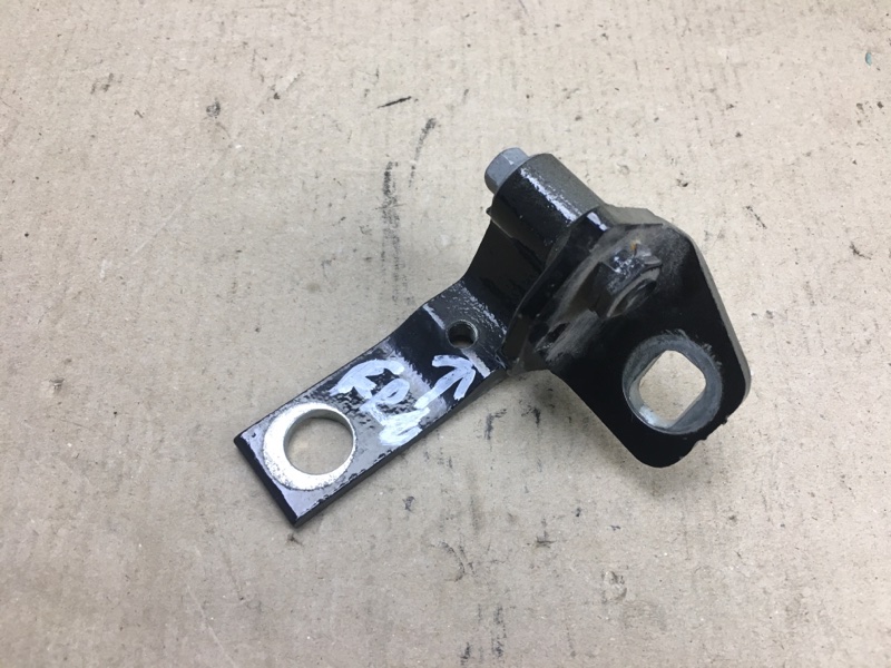 Петля двери верхняя передняя правая FOCUS 10-18 2016 MK3 2.0 C20HDEX