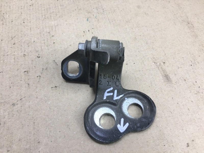 Петля двери нижняя передняя левая FORD FOCUS 10-18 2016 MK3 2.0 C20HDEX CP9Z-5422811-A Б/У