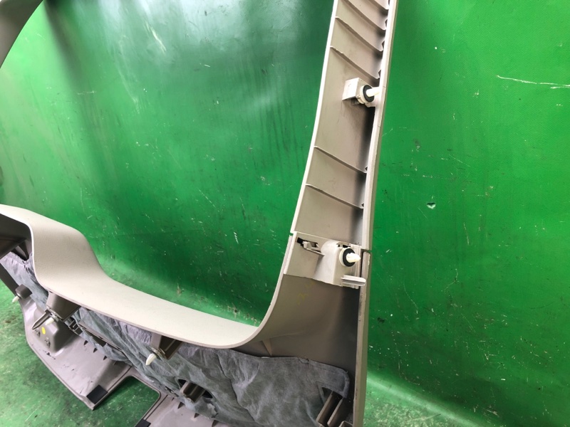 Обшивка крышки багажника EDGE 06-14 2010 T35PDED