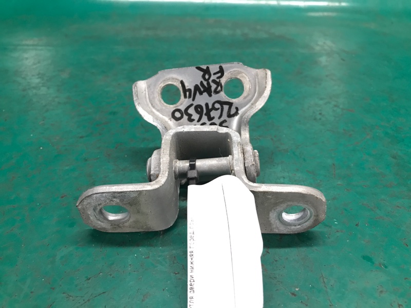 Петля двери нижняя передняя правая RAV4 05-12 2007 3.5 2GR-FE