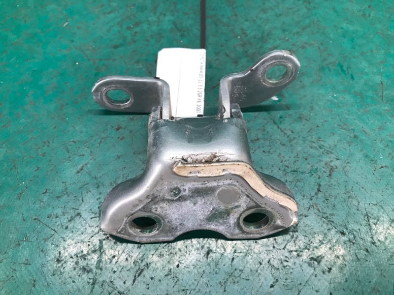 Петля двери верхняя задняя левая TOYOTA RAV4 05-12 2007 3.5 2GR-FE 68760-20121 Б/У