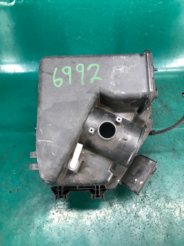 Корпус воздушного фильтра RAV4 05-12 2007 3.5 2GR-FE