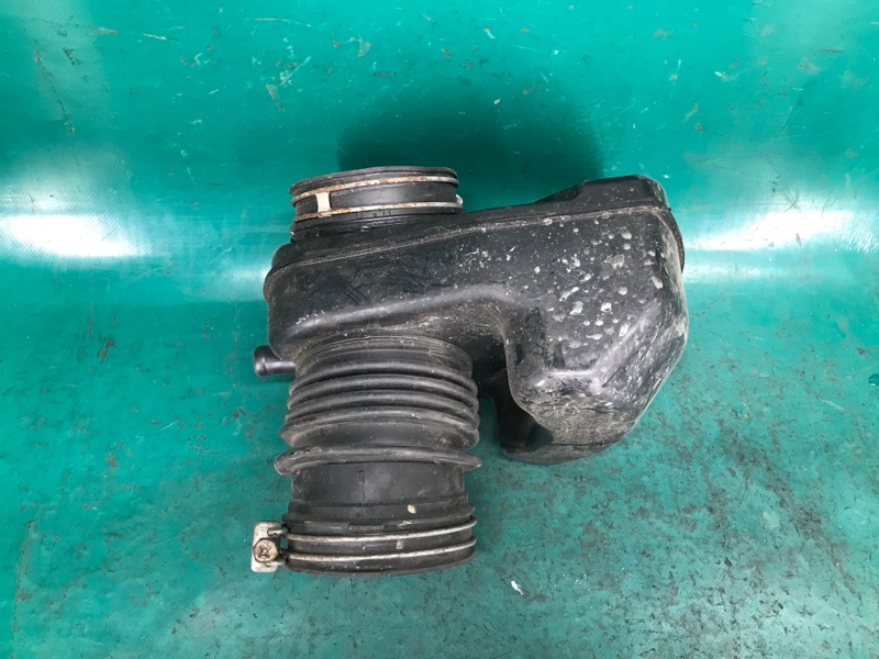 Резонатор воздушного фильтра RAV4 05-12 2007 3.5 2GR-FE