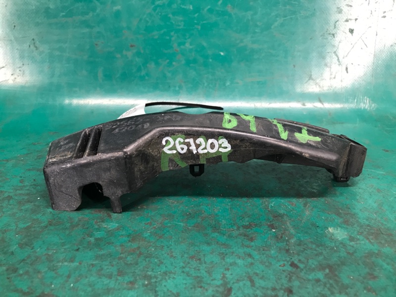 Кронштейн заднего бампера правый RAV4 05-12 2007 3.5 2GR-FE