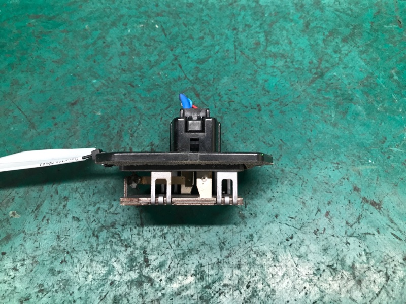 Резистор печки RAV4 05-12 2007 3.5 2GR-FE