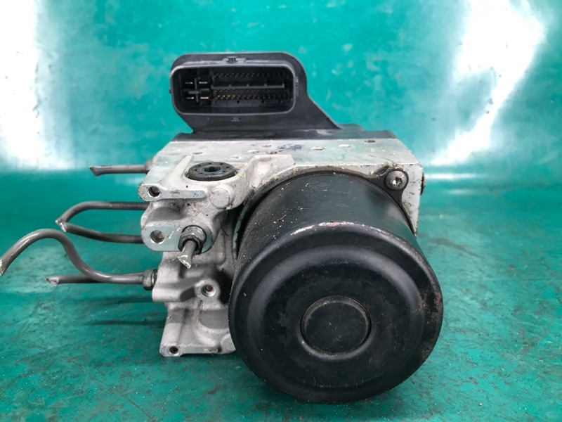 Блок ABS RAV4 05-12 2008 3.5 2GR-FE