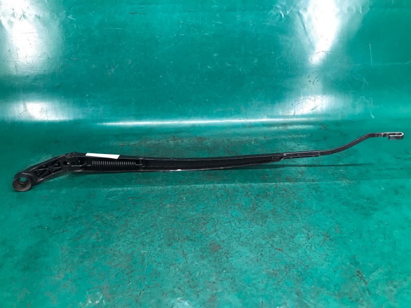 Поводок стеклоочистителя передний правый RAV4 05-12 2008 3.5 2GR-FE