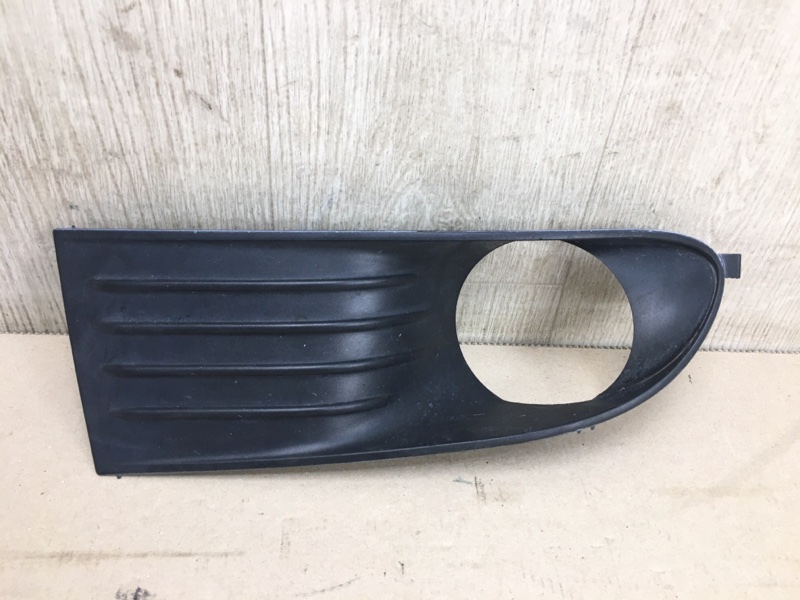 Решетка переднего бампера правая DODGE JOURNEY 08-20 2010 3.5 EGF 5178284AB Б/У