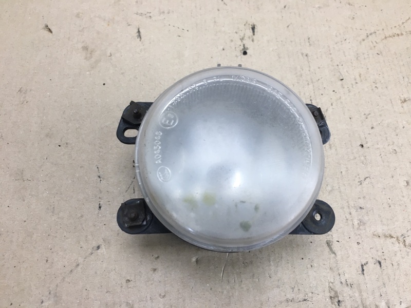 Запчасть противотуманная фара DODGE JOURNEY 08-20 2010 3.5 EGF 5182026AA Б/У Противотуманная фара DODGE JOURNEY 08-20 2010 3.5 EGF 5182026AA Б/У