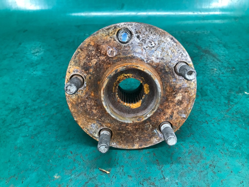 Ступица передняя TOYOTA RAV4 05-12 2008 3.5 2GR-FE 43550-42020 Б/У