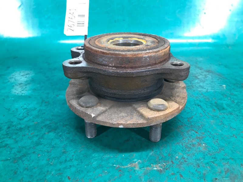 Ступица передняя RAV4 05-12 2008 3.5 2GR-FE