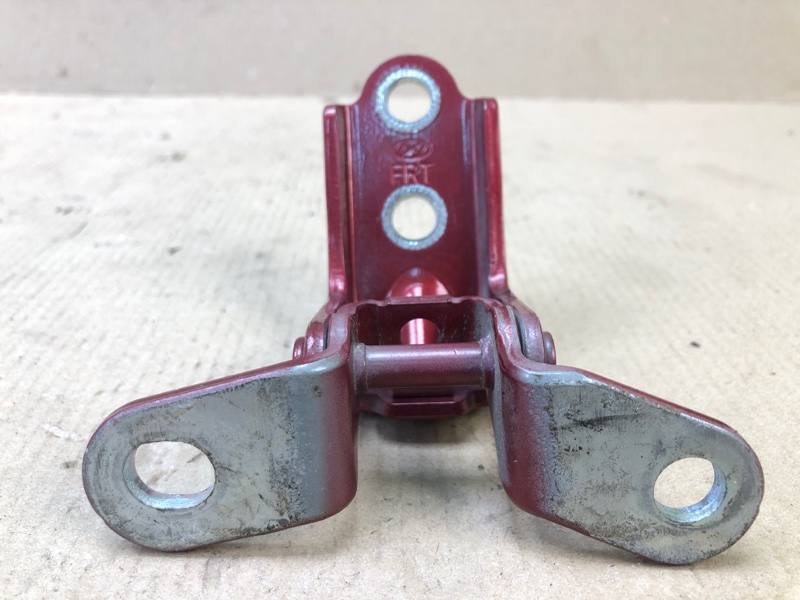 Петля двери нижняя задняя правая ELANTRA MD 10-15 2014 Седан 1.8 G4NB