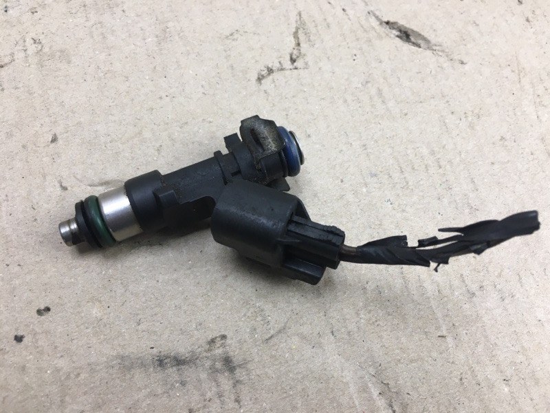 Форсунка топливная JOURNEY 08-20 2010 3.5 EGF Форсунка топливная JOURNEY 08-20 2010 3.5 EGF