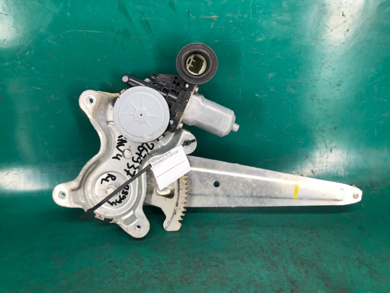 Стеклоподъемник задний левый TOYOTA RAV4 05-12 2008 3.5 2GR-FE 69804-42040 Б/У