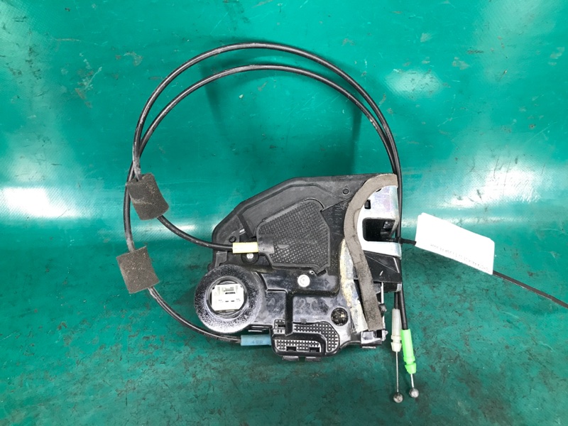 Замок двери задний правый TOYOTA RAV4 05-12 3.5 2GR-FE Замок двери задний правый TOYOTA RAV4 05-12 3.5 2GR-FE