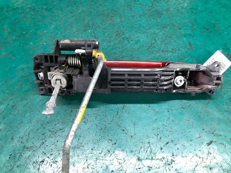 Ручка двери наружная передняя левая TOYOTA RAV4 05-12 3.5 2GR-FE Ручка двери наружная передняя левая TOYOTA RAV4 05-12 3.5 2GR-FE