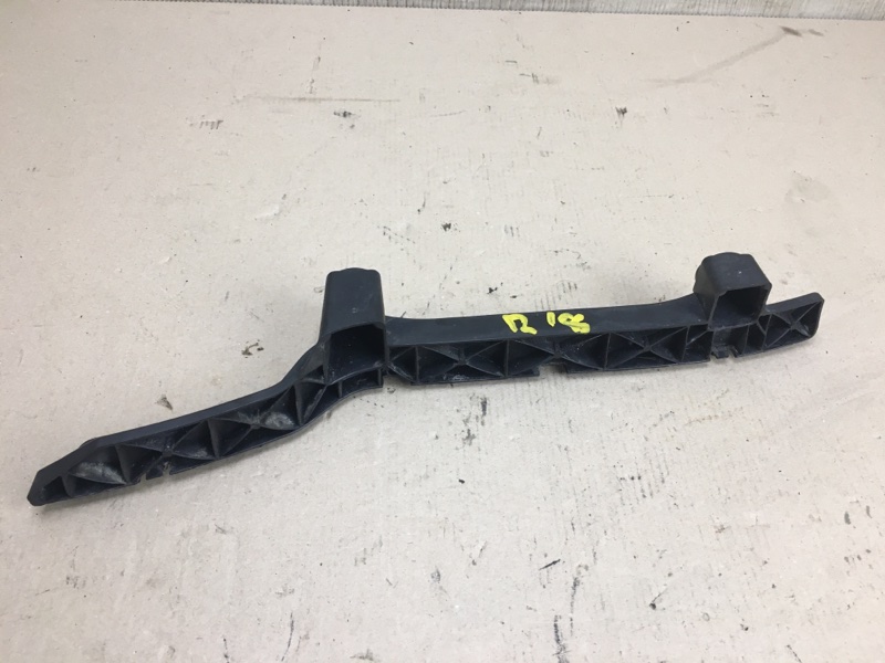 Кронштейн заднего бампера правый DODGE JOURNEY 08-20 2010 3.5 EGF 5178412AE Б/У