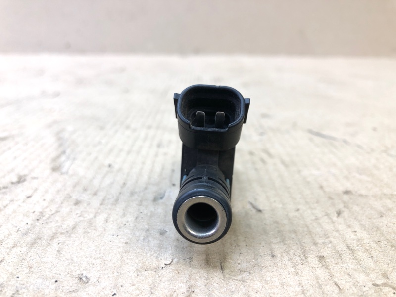 Форсунка топливная VOLKSWAGEN JETTA USA 10-17 2.5 Форсунка топливная VOLKSWAGEN JETTA USA 10-17 2.5