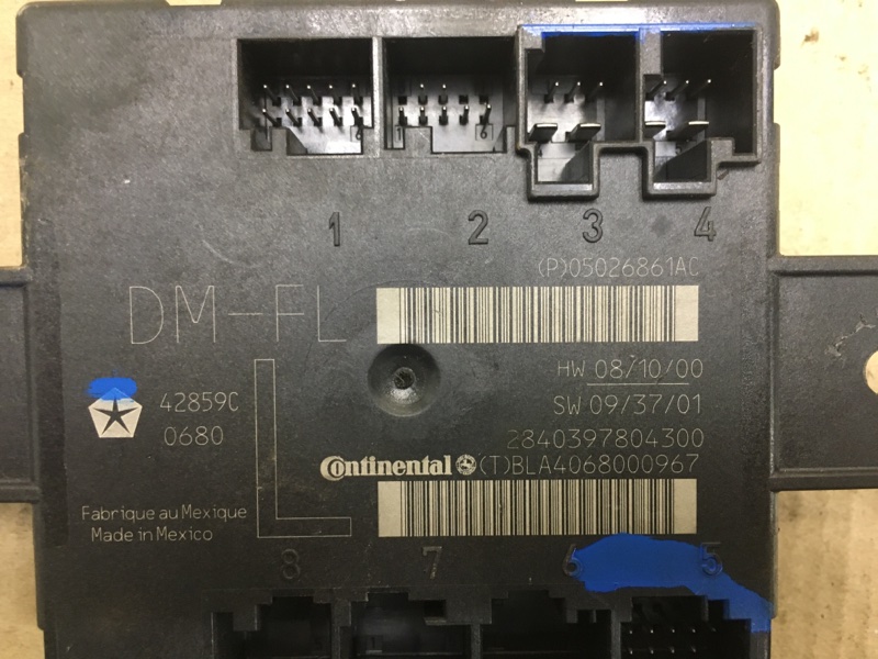 Блок управления дверей передний левый JOURNEY 08-20 2010 3.5 EGF Блок управления дверей передний левый JOURNEY 08-20 2010 3.5 EGF