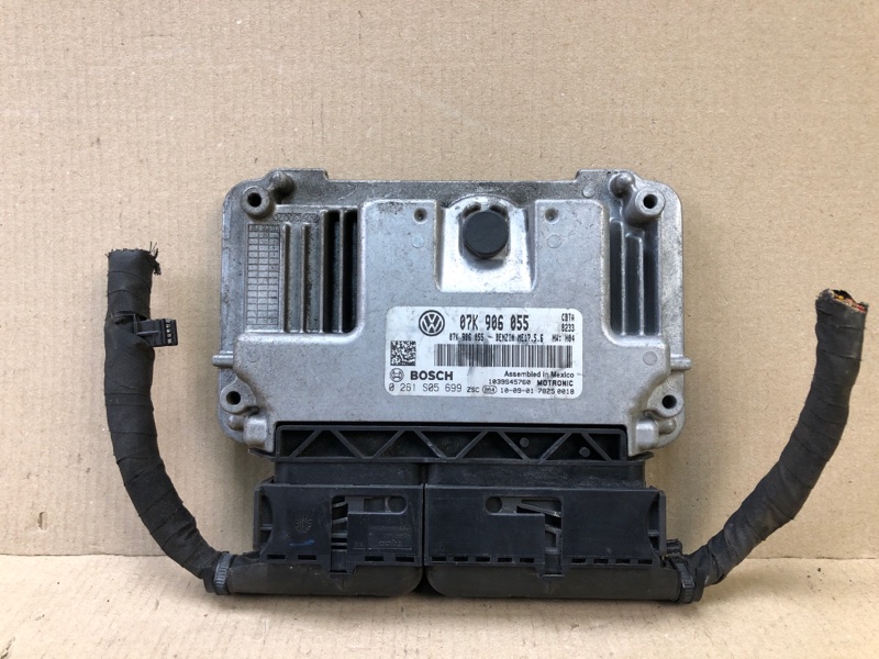 Блок управления двигателем VOLKSWAGEN JETTA USA 10-17 2011 2.5 07K 906 055 Б/У