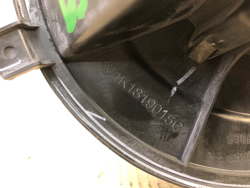 Моторчик печки JETTA USA 10-17 2011 2.5