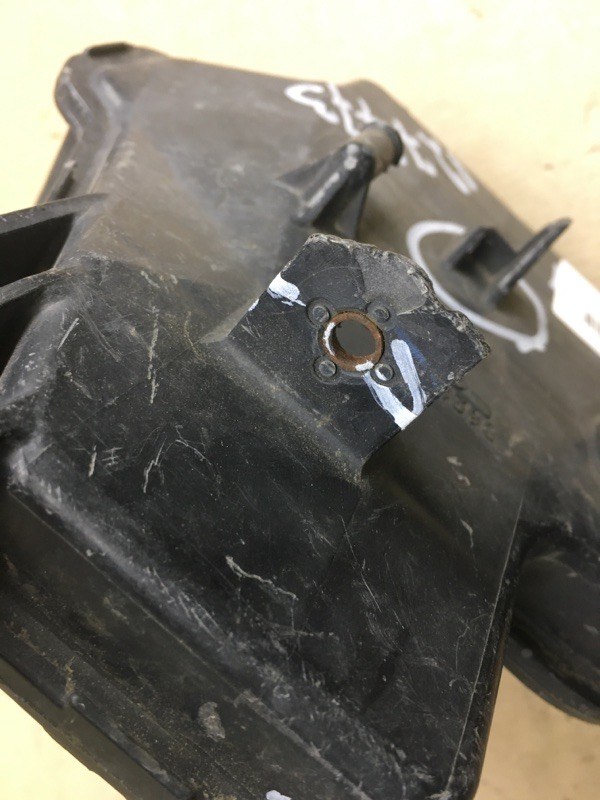 Резонатор воздушного фильтра CAMRY 20 96-02 2.2 5S-FE