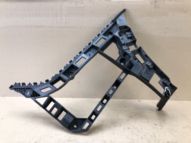 Кронштейн заднего бампера задний правый VOLKSWAGEN JETTA USA 10-17 2.5