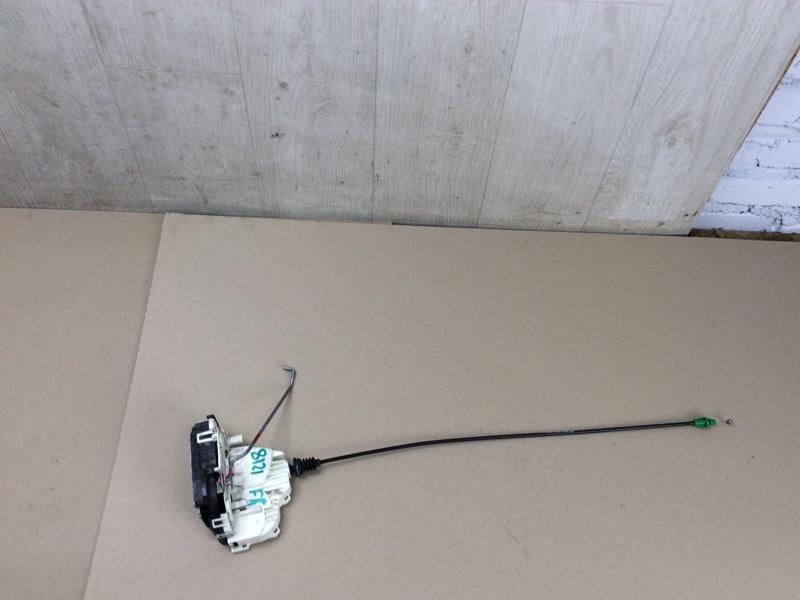 Замок двери передний правый JOURNEY 08-20 2010 3.5 EGF